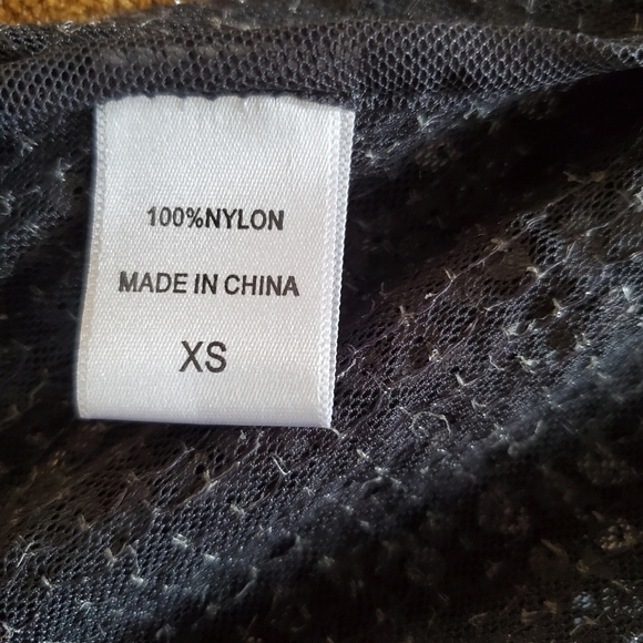 Stylish and festive sequin top - Picture 4 of 4